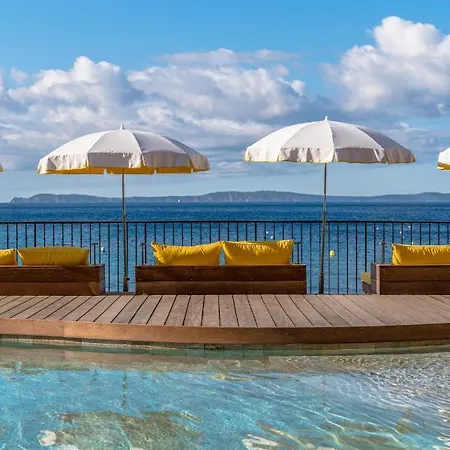Le Bailli De Suffren Hotel
