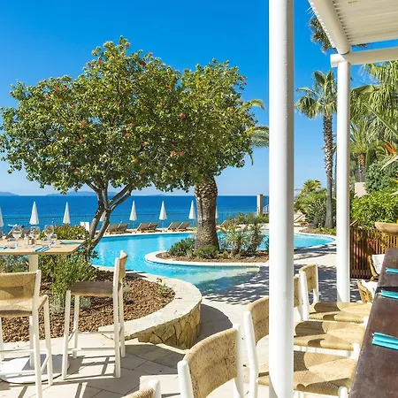 Le Bailli De Suffren 4*