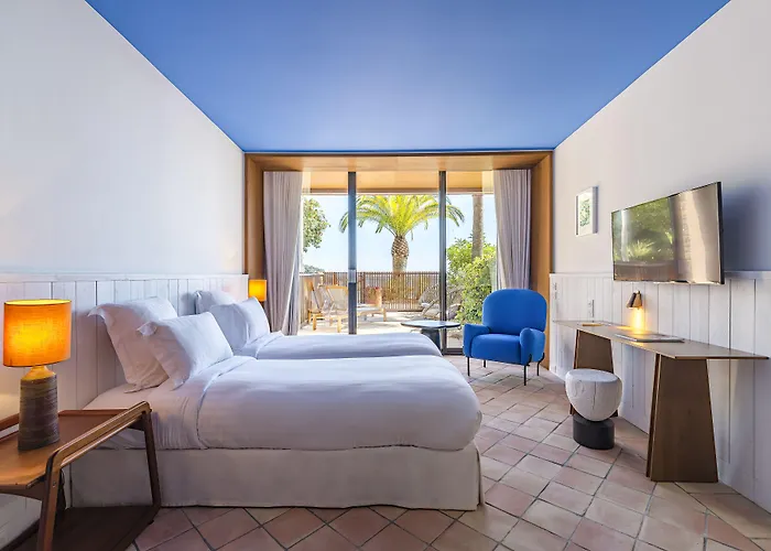 Le Bailli De Suffren Hotel