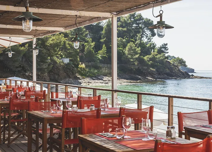 Hotel Le Bailli De Suffren 4*