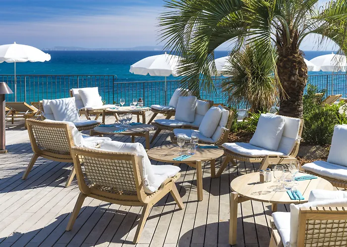 Le Bailli De Suffren 4*