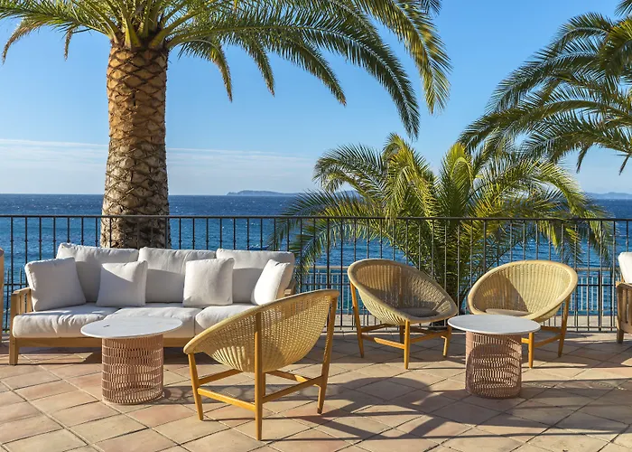 Hotel Le Bailli De Suffren Le Rayol-Canadel-sur-Mer