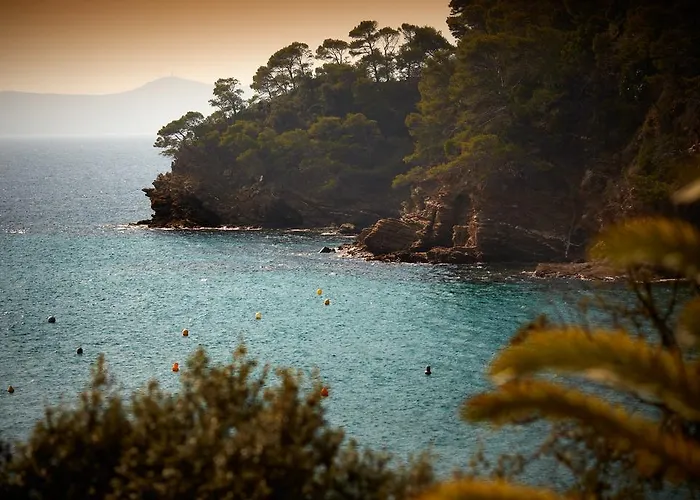 Hotel Le Bailli De Suffren 4*