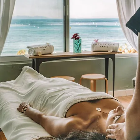 Le Bailli De Suffren