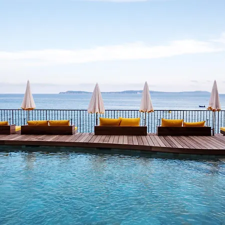 Hotell Le Bailli De Suffren Le Rayol-Canadel-sur-Mer
