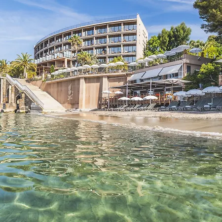 Hotell Le Bailli De Suffren