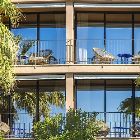 Le Bailli De Suffren